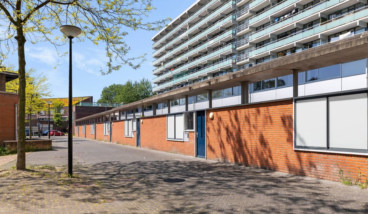 1 - Humberto Delgadoplein 24-min