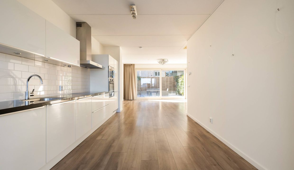 12 - Kea Bouwmanstraat 96, Amsterdam-min