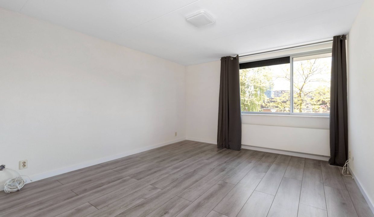 15 - Humberto Delgadoplein 24-min