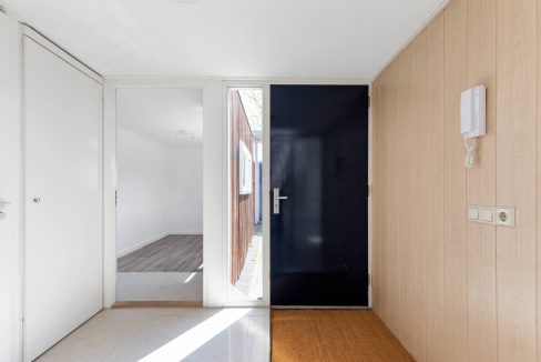 5 - Humberto Delgadoplein 24-min