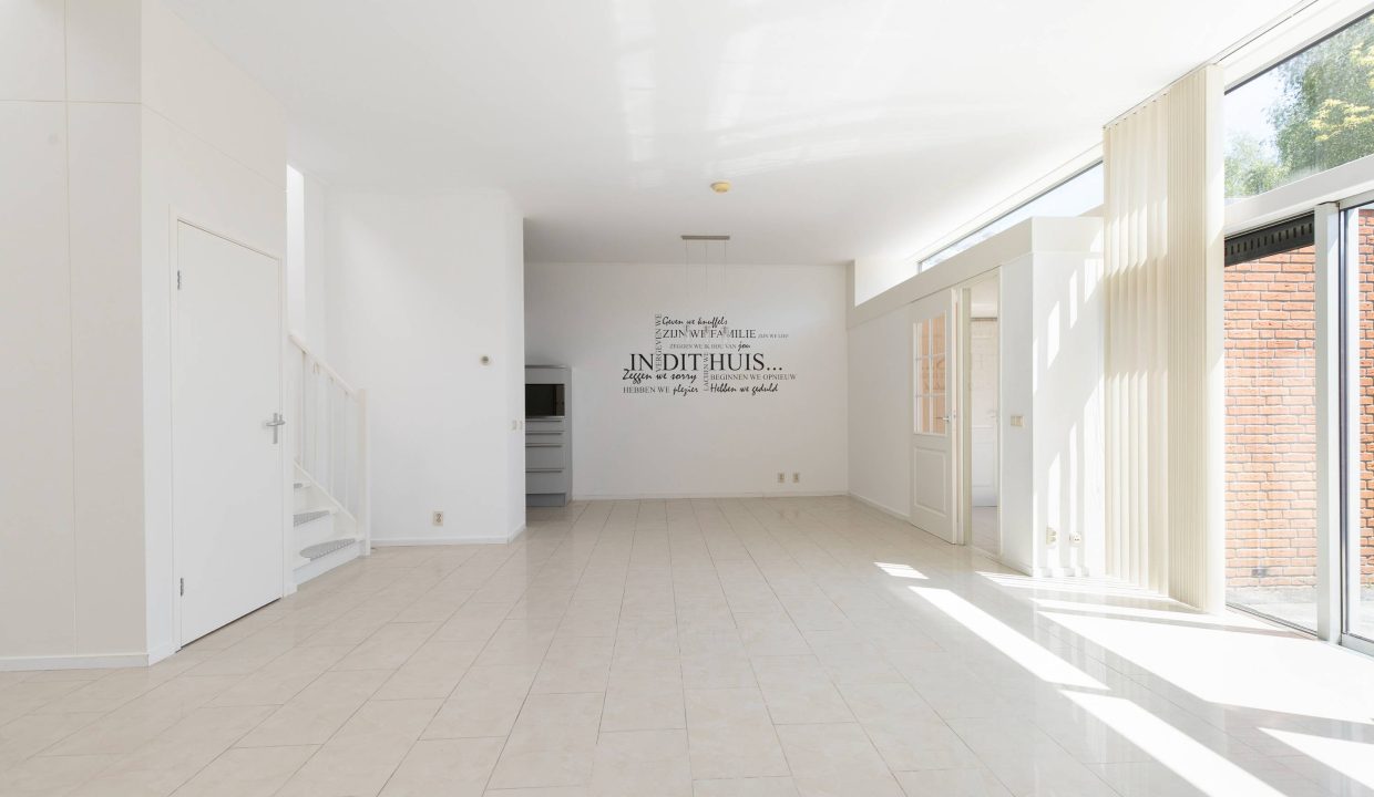 9 - Humberto Delgadoplein 24-min