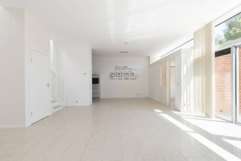 9 - Humberto Delgadoplein 24-min