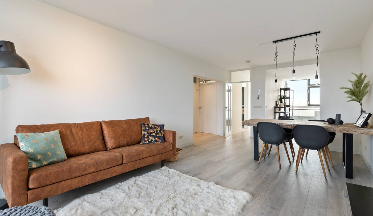 9 - Kleiburg 906-min