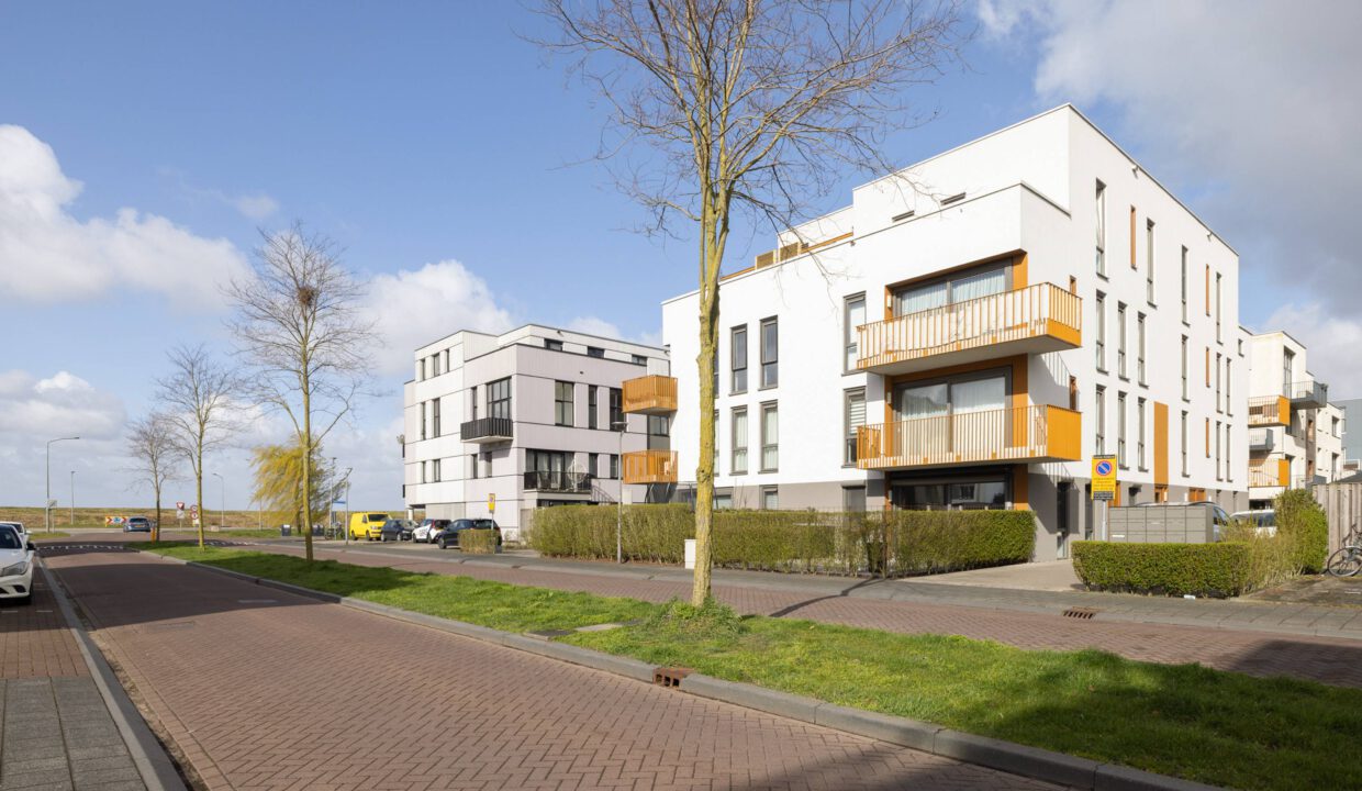 2 - John Rossweg 8, Almere-min