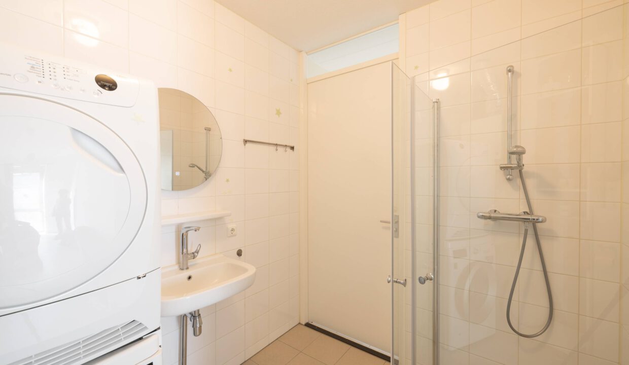 20 - John Rossweg 8, Almere-min