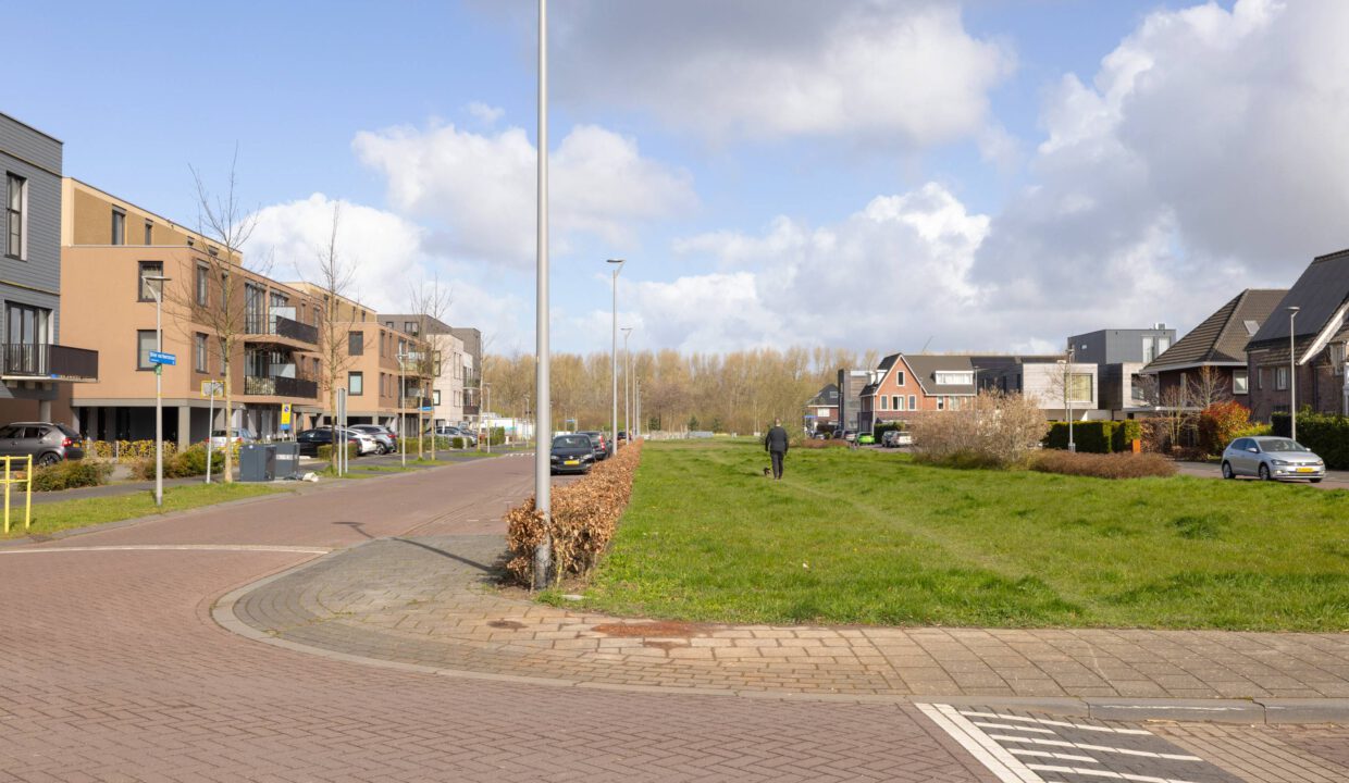 25 - John Rossweg 8, Almere-min